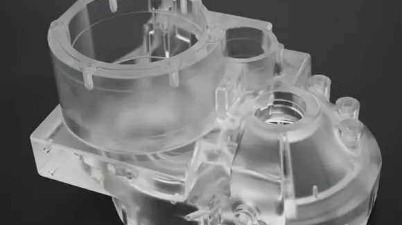 透明部品をCNC加工